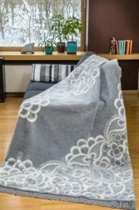 Koc 150/200 cm koronka cotton cloud