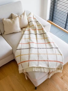 Koc 150/200 cm kraciaste okna cotton cloud